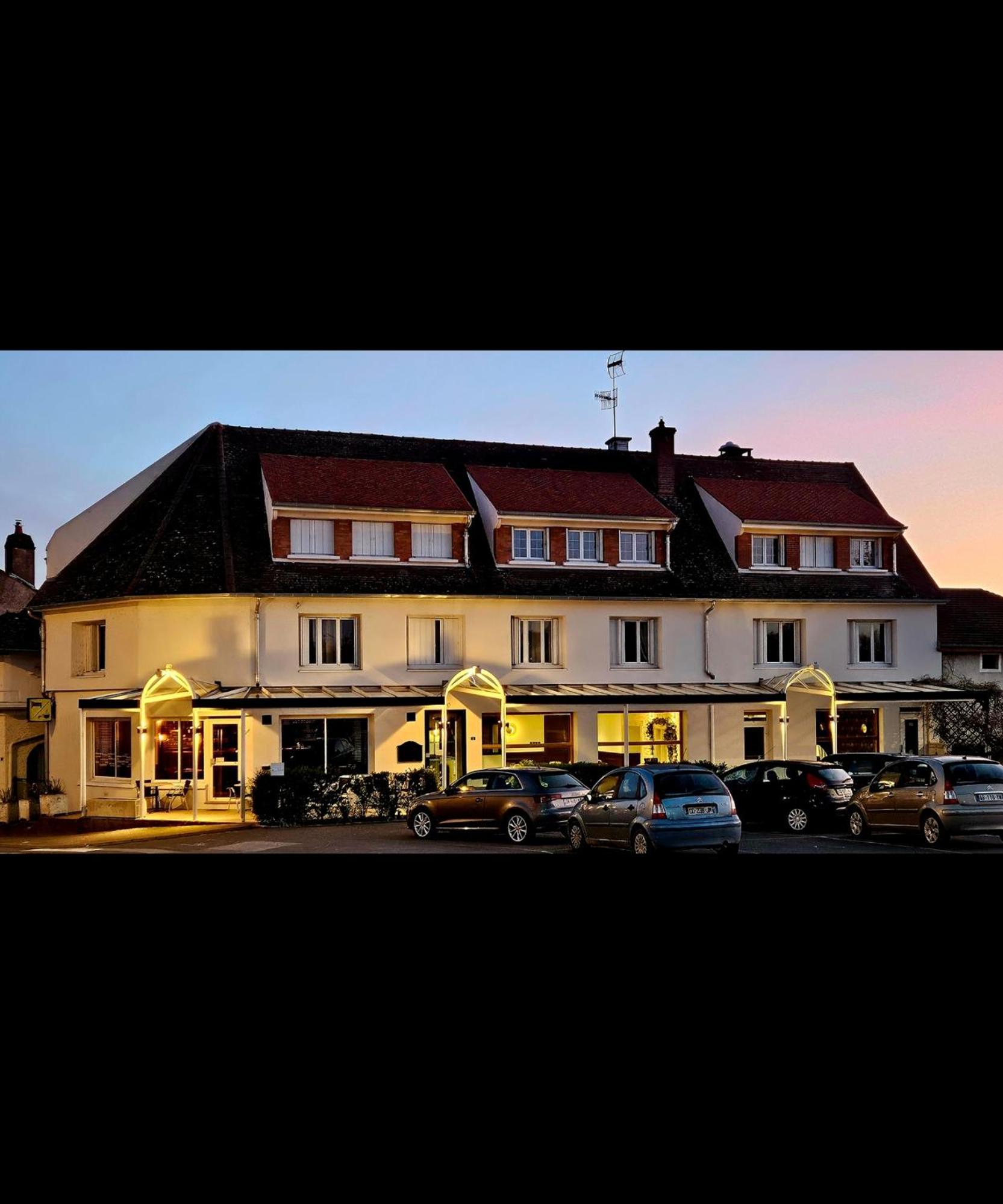 Losne Auberge De La Marine מראה חיצוני תמונה